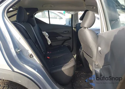 2021 Nissan Kicks Sv Xtronic Cvt z USA, uszkodzony, nr VIN 3N1CP5CV1ML537257